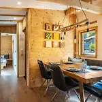 Alpenchalet Zum Hirsch Chalet Aschau Im Zillertal